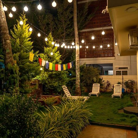 Leo Vishroam Hostel Мисор Екстериор снимка