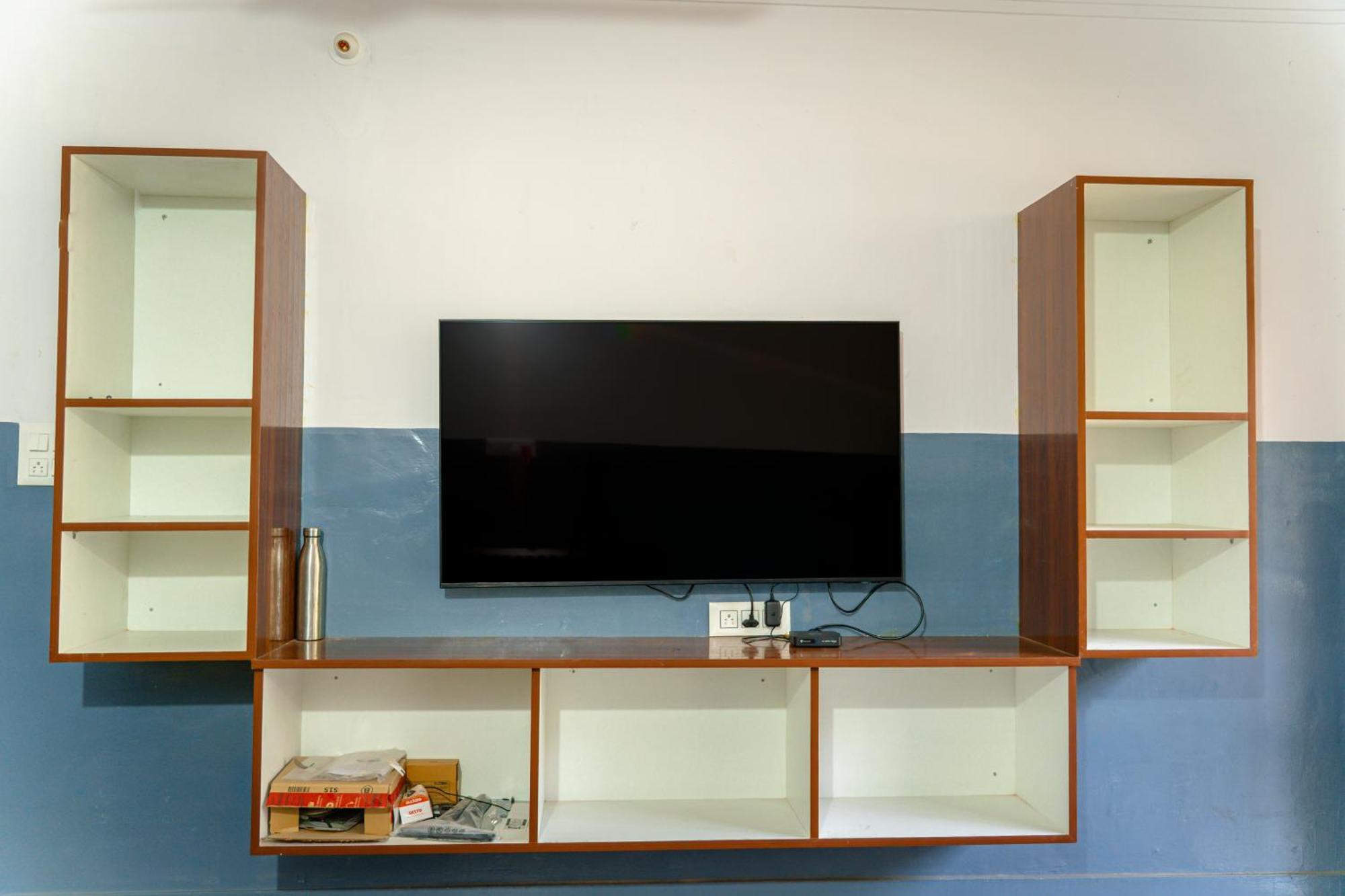 Leo Vishroam Hostel Мисор Екстериор снимка